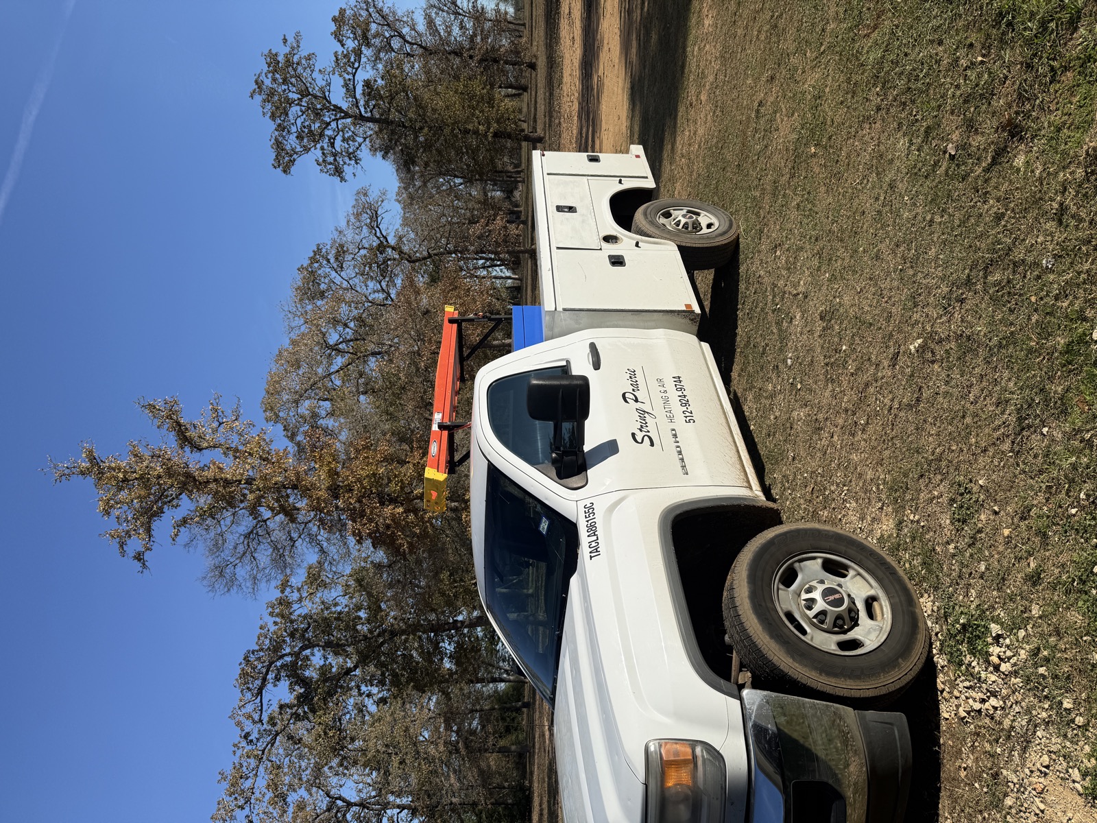 String Prairie Heating & Air service van